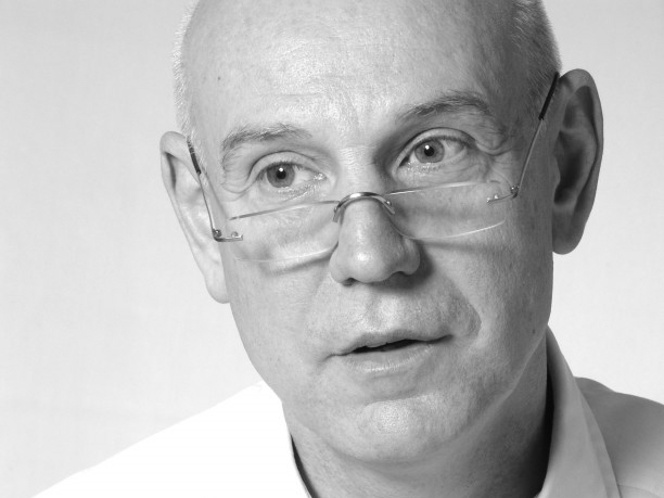 Therapie in Bonn | Lösungsorientierte, psychotherapeutische Hilfe bei Beziehungskonflikten mit dem erfahrenen Paartherapeuten Xaver Büschel. Telefon: 0228 / 46 70 32